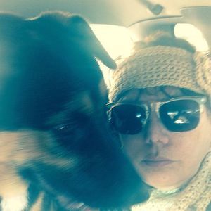 Meet your Posher, Gloria